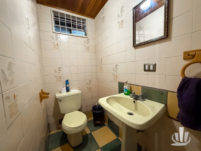 Casa esquinera en venta en La Colina de Curridabat - Imagen 13