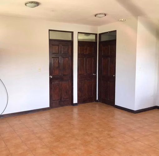 SE ALQUILA APARTAMENTO - Imagen 4