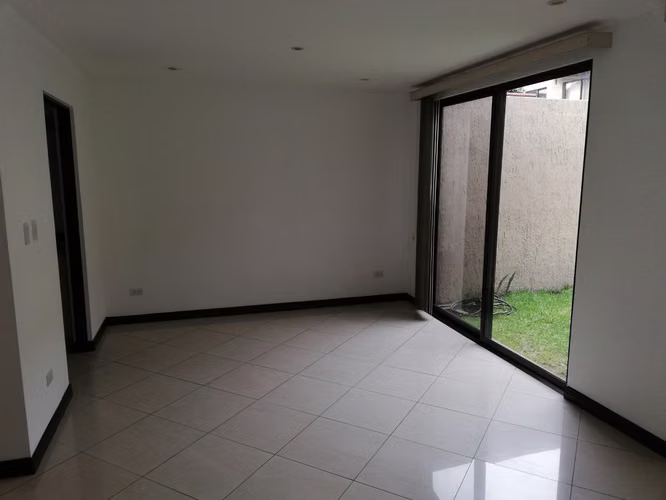 Pozos de Santa Ana - Alquiler de Casa con jardin - Imagen 6