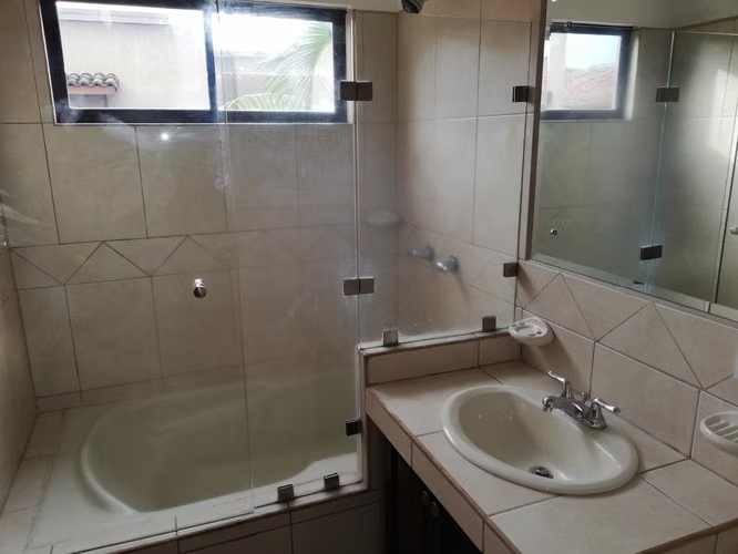 Pozos de Santa Ana - Alquiler de Casa con jardin - Imagen 10