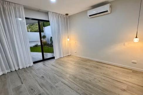 Alquiler Casa Independiente de Un Solo Piso en Escazú $1.950+IVA - Imagen 13