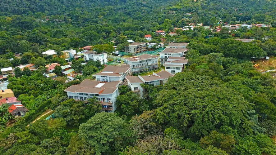 Apartment for Sale with garden and terrace / Piedad de Santa Ana