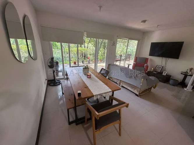 Apartamento en Venta con jardín y terraza / Piedades de Santa Ana - Imagen 5