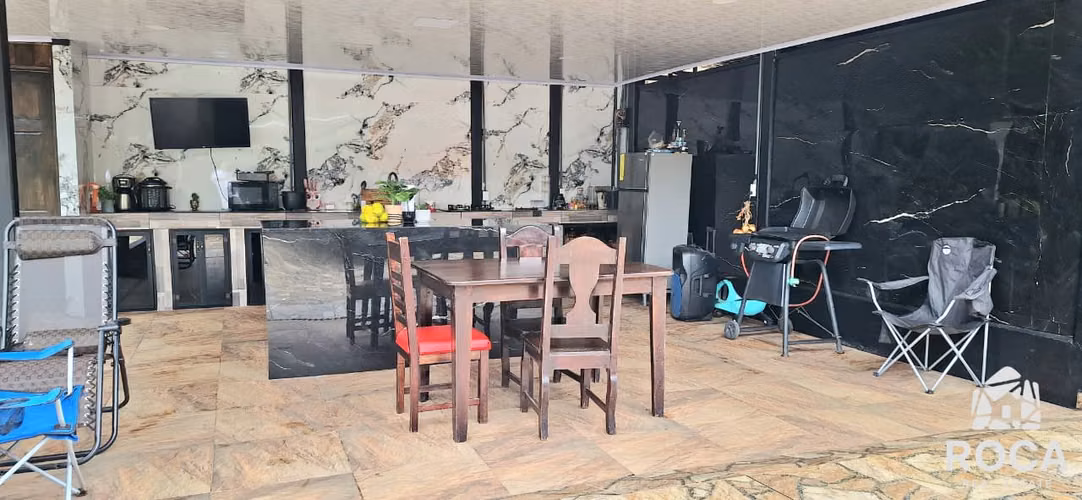 Venta de casa con piscina en Cajon de Perez Zeledon - Imagen 10