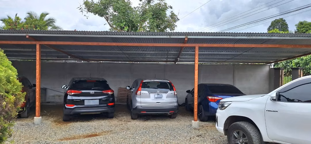 Venta de casa con piscina en Cajon de Perez Zeledon - Imagen 11