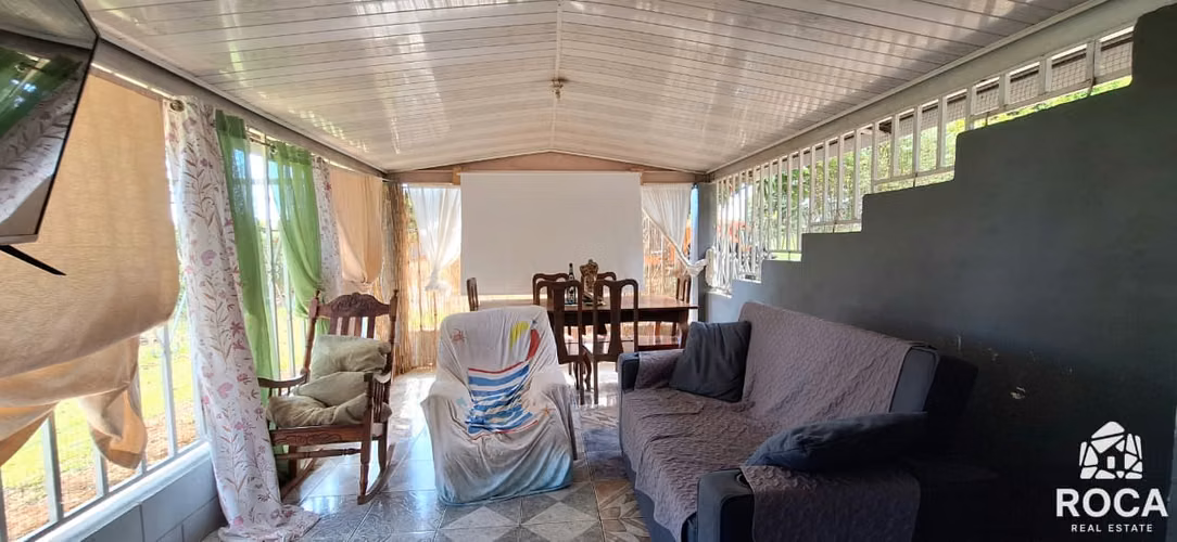Venta de amplia propiedad con casa, frutales y zonas verdes en San Pedro PZ - Imagen 7