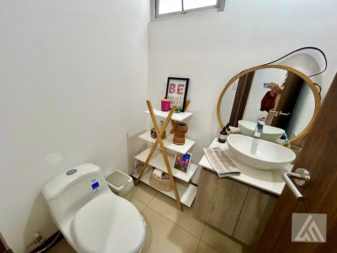  ¡Se Vende Casa como Nueva en Condominio Hacienda El Cafeto, Ribera de Belén, Costa Rica! - Imagen 5