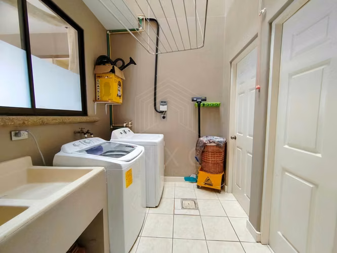 Alquiler Casa Amueblada en Escazú | Condominio con Vista a las Montañas - Imagen 15