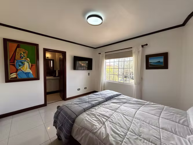 VENTA DE CASA EN RESIDENCIAL LOMAS DEL ZURQUÍ, SAN ISIDRO, HEREDIA - Imagen 16