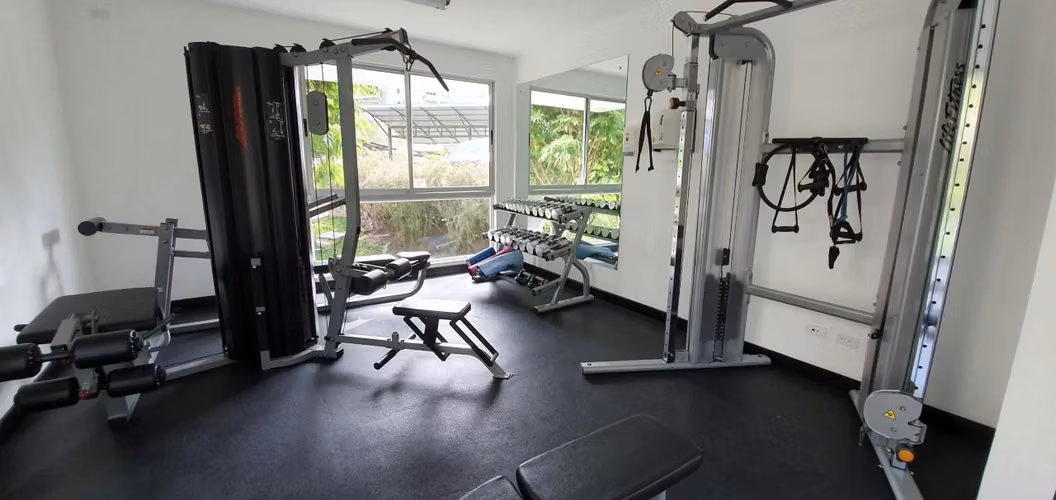 Apartamento Eco de Lujo en Escazú | Jardín Privado | $1,300 Incluye Cuota - Imagen 14