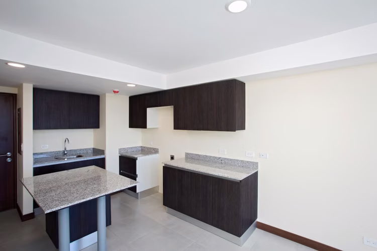 Apartamento en Alquiler 2DOR/1BA (62 m²) – Torres Los Yoses