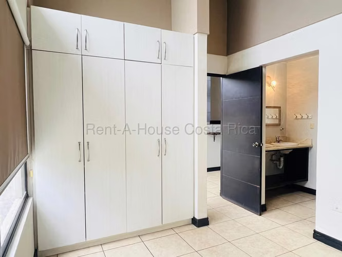 Venta de Casa de dos plantas en San Rafael de Heredia. RAH 27-223 - Imagen 8