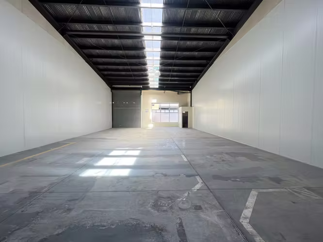 ALQUILER BODEGA INDUSTRIAL / COMERCIAL HEREDIA 630m2 - Imagen 6