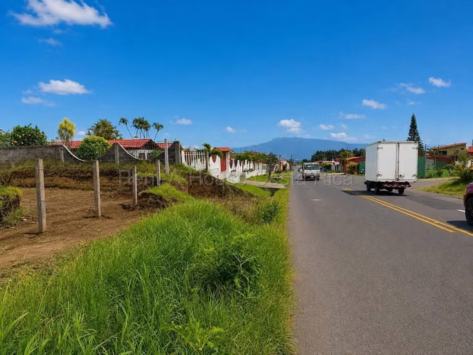 Venta de Lote en Guadalupe-Mata de Plátano. 27-247 - Imagen 2