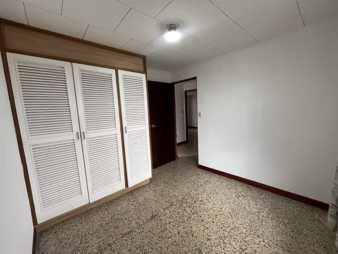 CASA EN ALQUILER EN SABANILLA - Imagen 9