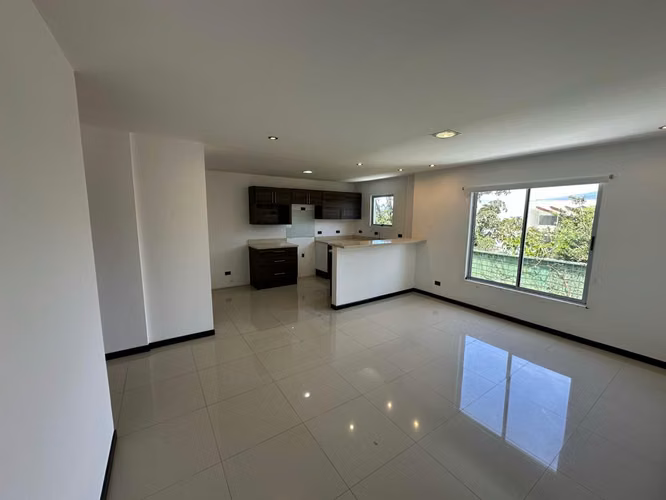Apartamento con Oficina en La Uruca | 70 m² | Seguridad 24/7 - Imagen 16