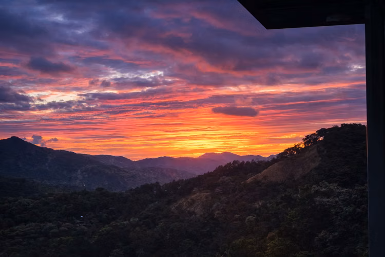 Se Vende Casa en San Gabriel de Aserrí con Vista a las Montañas-8 - Imagen 2