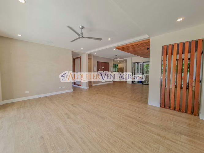 LUJOSA CASA AMUEBLADA DE 406 M2 CON PISCINA PROPIA EN JABONCILLOS - Imagen 10