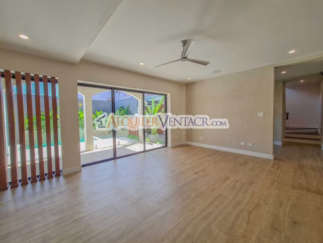 LUJOSA CASA AMUEBLADA DE 406 M2 CON PISCINA PROPIA EN JABONCILLOS - Imagen 11