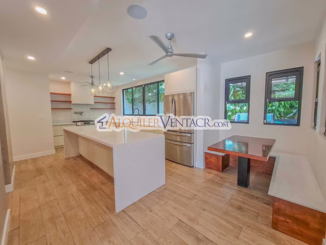 LUJOSA CASA AMUEBLADA DE 406 M2 CON PISCINA PROPIA EN JABONCILLOS - Imagen 15