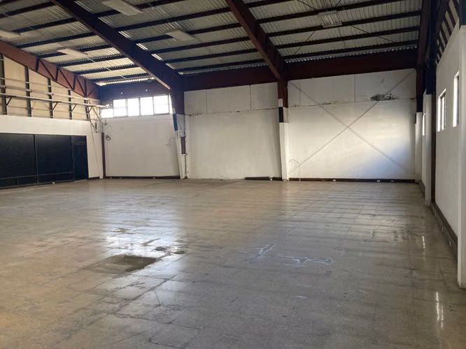 Bodega Comercial en Sabana – 319.77 m² - Imagen 10