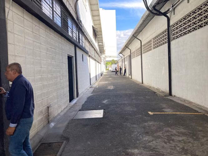Bodega Comercial en Sabana – 319.77 m² - Imagen 12