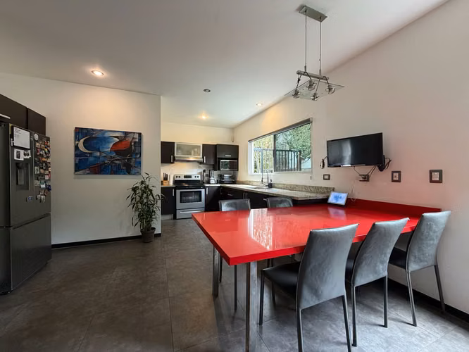 Casa moderna en venta en la Guacima patio terraza precio de oportunidad - Imagen 8