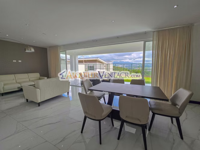 CONDO DE 305 M2 CON 546 M2 DE LOTE EN GUACHIPELIN ESCAZU - Imagen 14