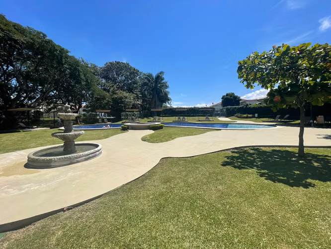Oportunidad Única Ultimo lote a la venta en Hacienda del Sol - Imagen 7