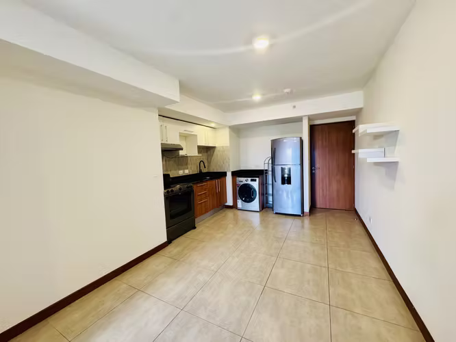 Alquiler de apartamento 1 habitación - Boulevard Los Yoses. - Imagen 2