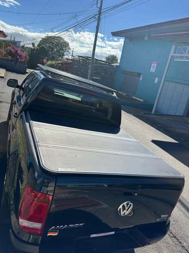 Vendo Pick up Amarok excelente estado con mantenimineto de Agencia