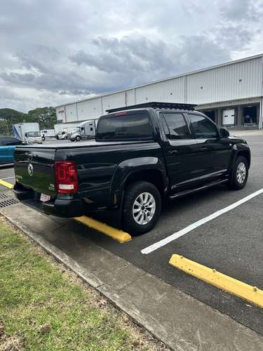 Vendo Pick up Amarok excelente estado con mantenimineto de Agencia