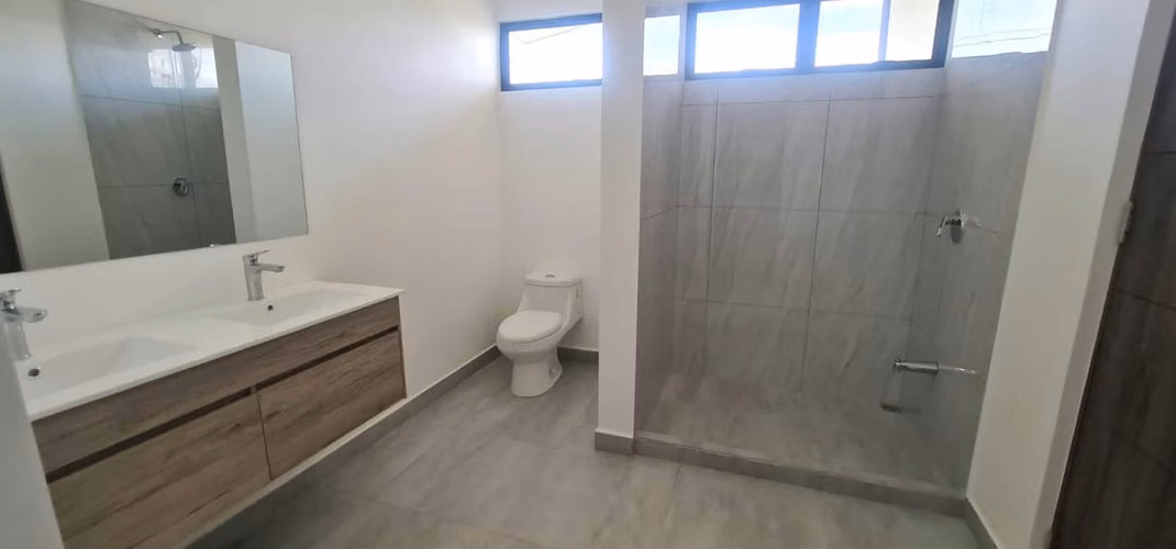 Alquiler de hermosa casa en condominio en Villa del sol san rafael de ALAJUELA por ruta 27 - Imagen 16