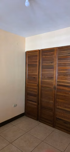 Hermosa Casa En Calle La Deportiva - Imagen 8