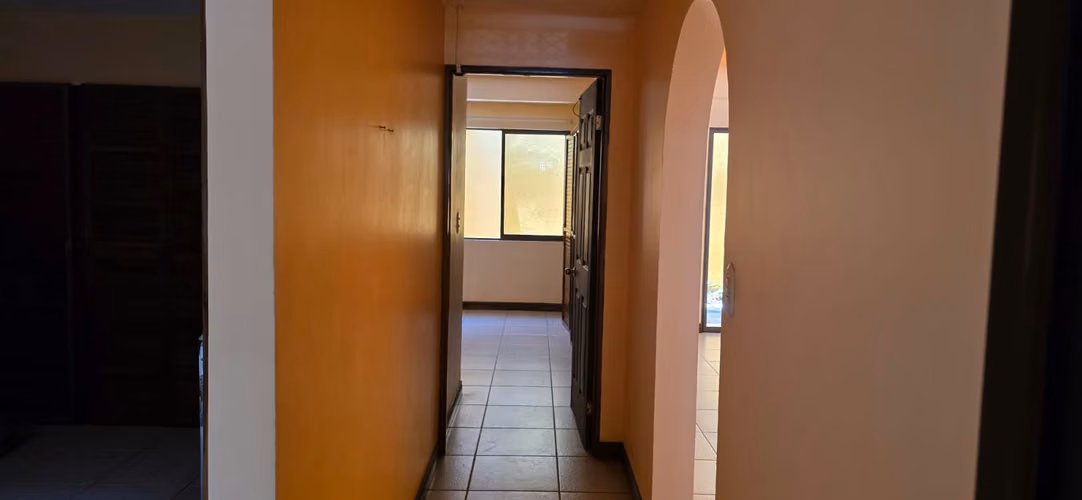 Hermosa Casa En Calle La Deportiva - Imagen 2