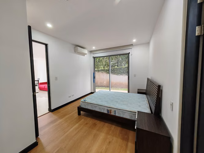 ALQUILER DE APARTAMENTO SEMI AMUEBLADO EN BOSQUES DE ESCAZÚ - Imagen 10