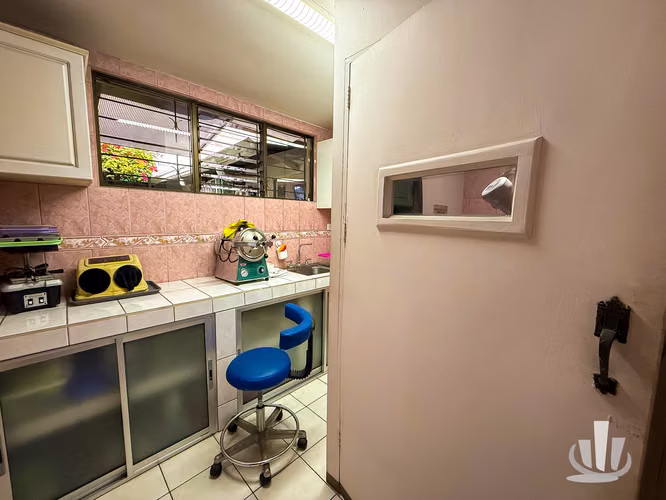 Propiedad Comercial en Venta en Desamparados | Clínica Odontológica - Imagen 9