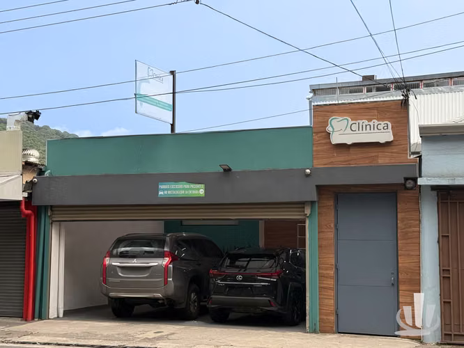 Dental Clinic or Commercial Property for Sale – Desamparados