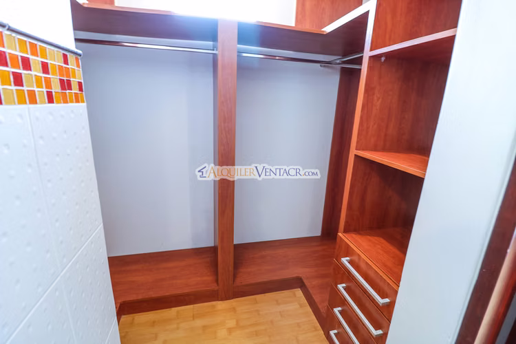 APARTAMENTO DE 3 HABIT. EN GUACHIPELIN ESCAZU - Imagen 18