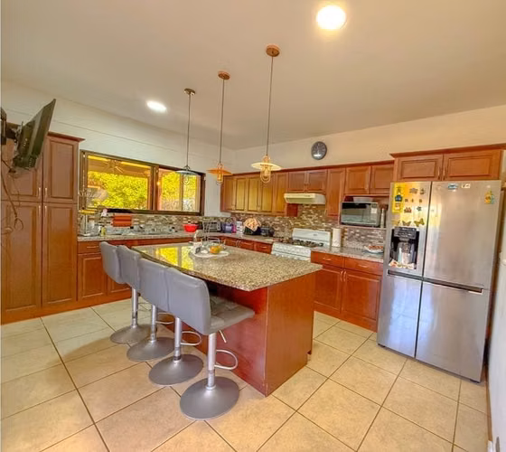 Venta de Casa en Condominio de lujo Guácima Alajuela - Imagen 4