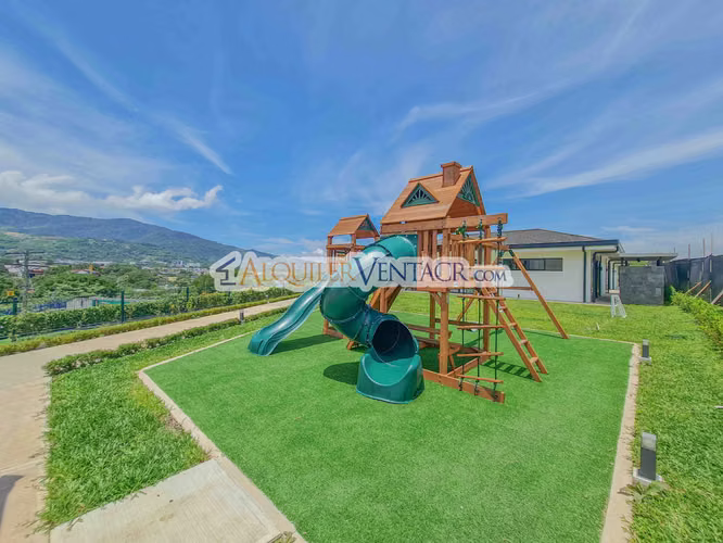 LOTE DE 628 M2 CON VISTA EN CONDOMINIO VISTA REAL SANTA ANA POZOS - Imagen 2