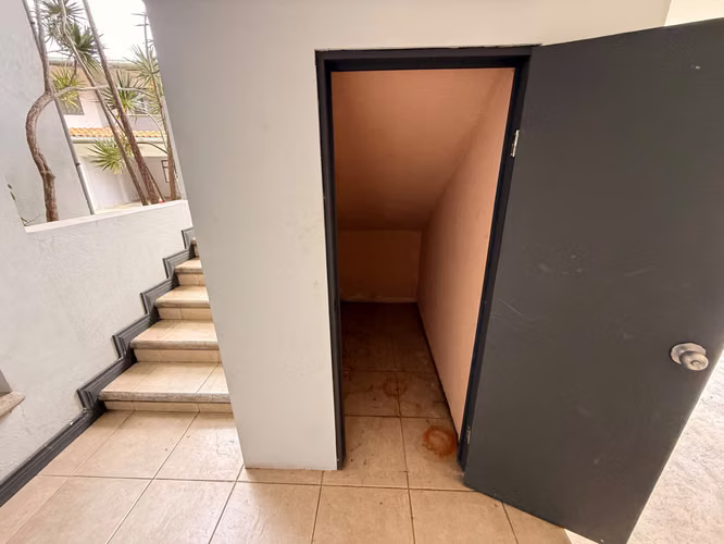 ALQUILER DE CASA EN POZOS DE SANTA ANA - Imagen 8