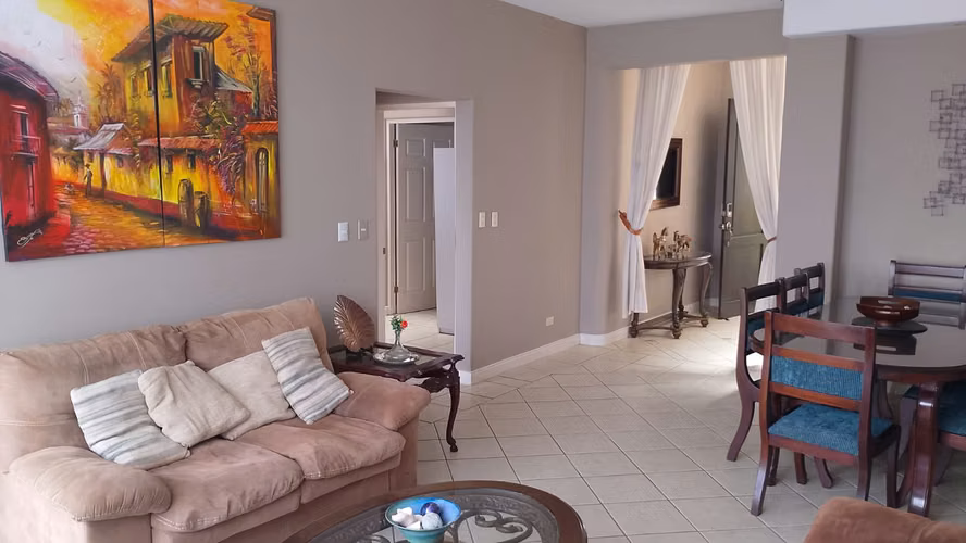 Vivir con calma y vistas abiertas: casa amueblada en alquiler en San Antonio (ref : 69) - Imagen 3