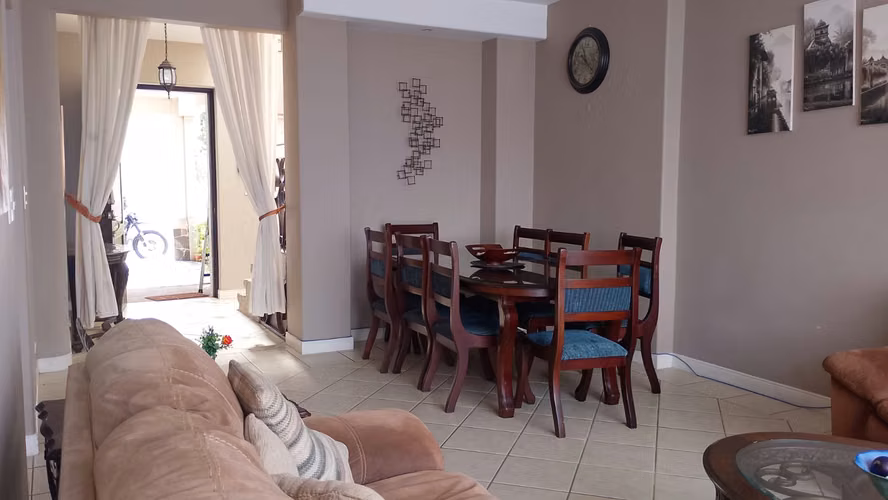 Vivir con calma y vistas abiertas: casa amueblada en alquiler en San Antonio (ref : 69) - Imagen 6