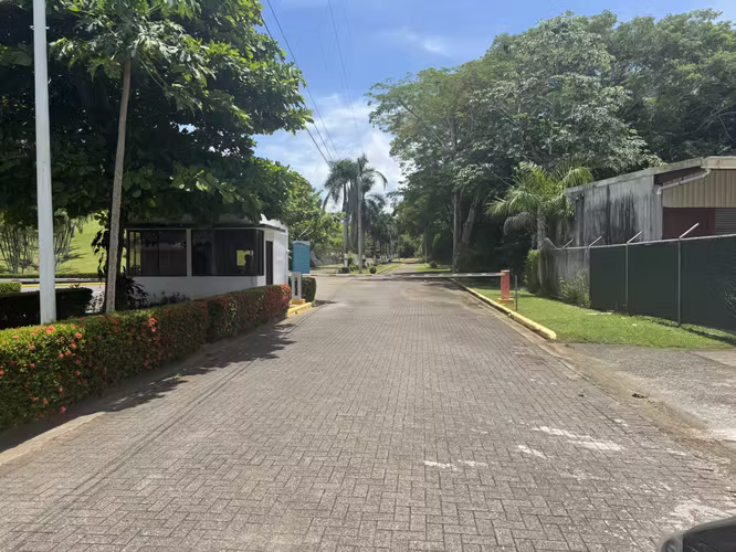 Lote en Venta en Parrita | Condominio Cerros del Pacífico | 1.611 m²