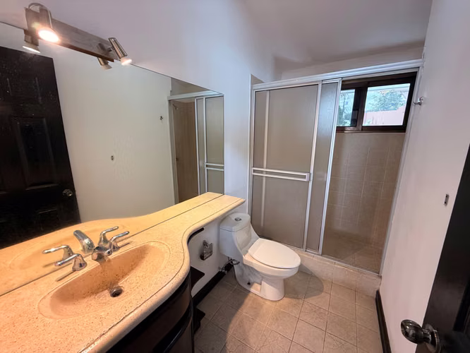 Casa en alquiler de 3 habitaciones en Guachipelín de Escazú - Imagen 11
