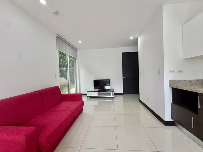 Se alquila Apartamento en  Escazú. - Imagen 11