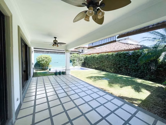 Alquiler de casa con piscina en Residencial Valle del sol, Santa Ana, lindora, con linea blanca. - Imagen 12