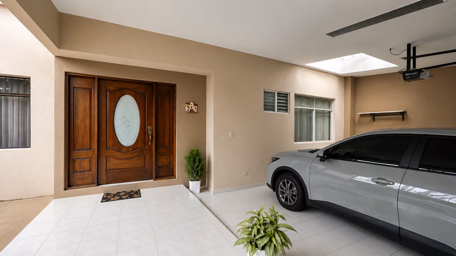 Venta de Casa en Lomas de Ayarco, Curridabat - Imagen 6