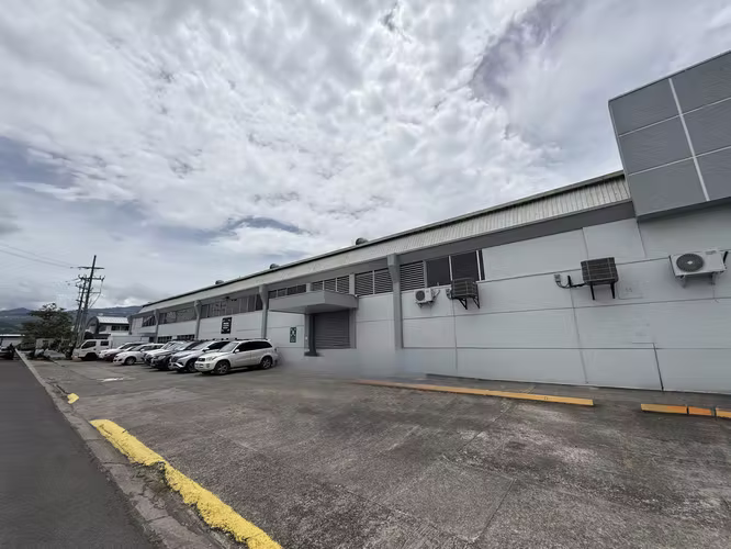 ALQUILA BODEGA INDUSTRIAL EN CARTAGO DENTRO DE COMPLEJO DE BODEGAS - Imagen 18